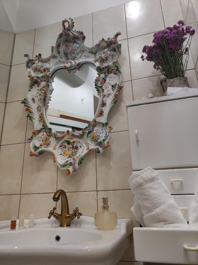 Royal Heritage Apartment In Split Center Екстер'єр фото