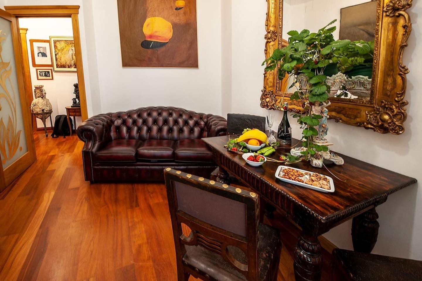 Royal Heritage Apartment In Split Center Екстер'єр фото